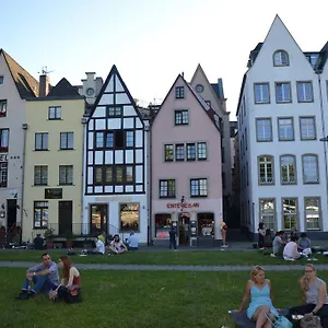 Haus Enteresan Köln