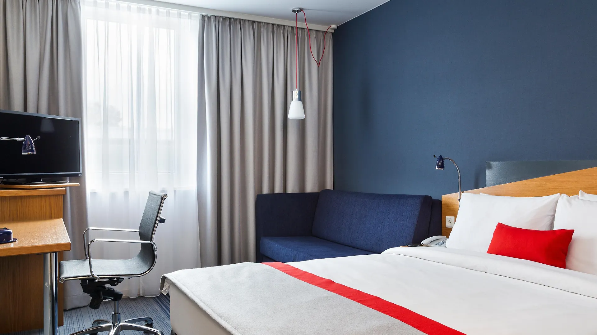 Hotel Holiday Inn Express Dortmund By Ihg