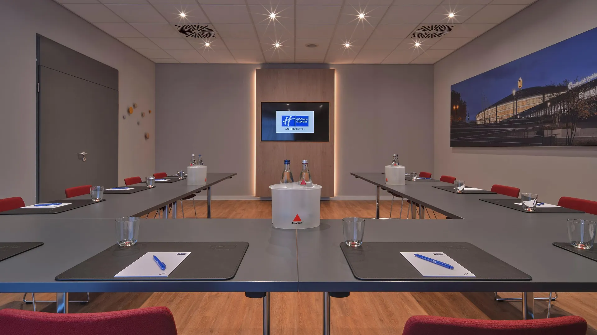 Holiday Inn Express Dortmund By Ihg Hotel
